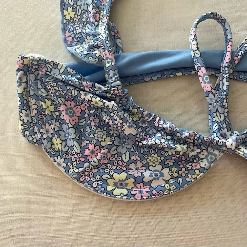 Frankie's Bikinis Birdie Top in Springtime